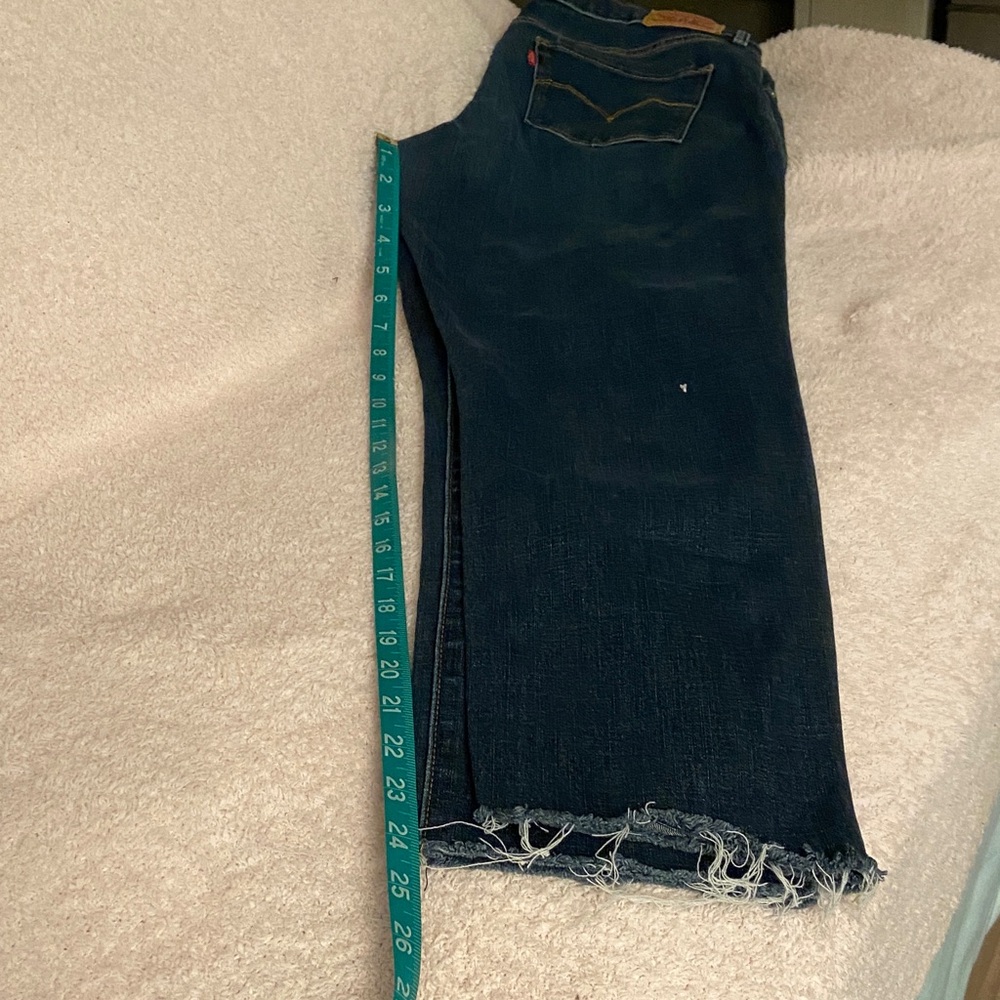 Levi's 312 shaping slim Dark wash Straight Jeans women’s - Picture 2 of 12